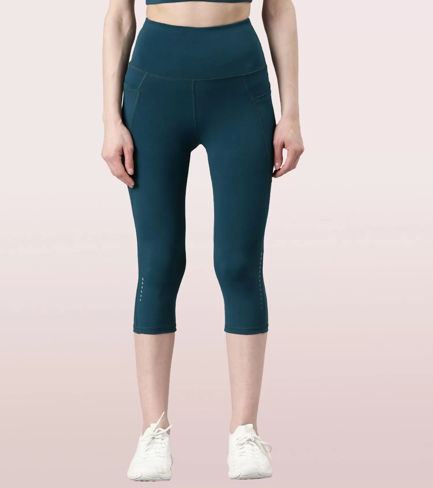 Active Capri Legging| Dry Fit Active Capri Legging With Reflective Graphic