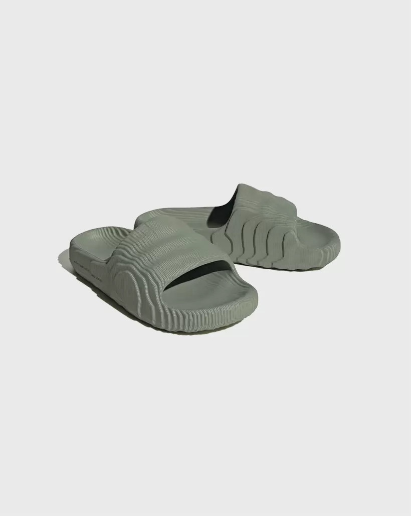 adidas womens adilette 22