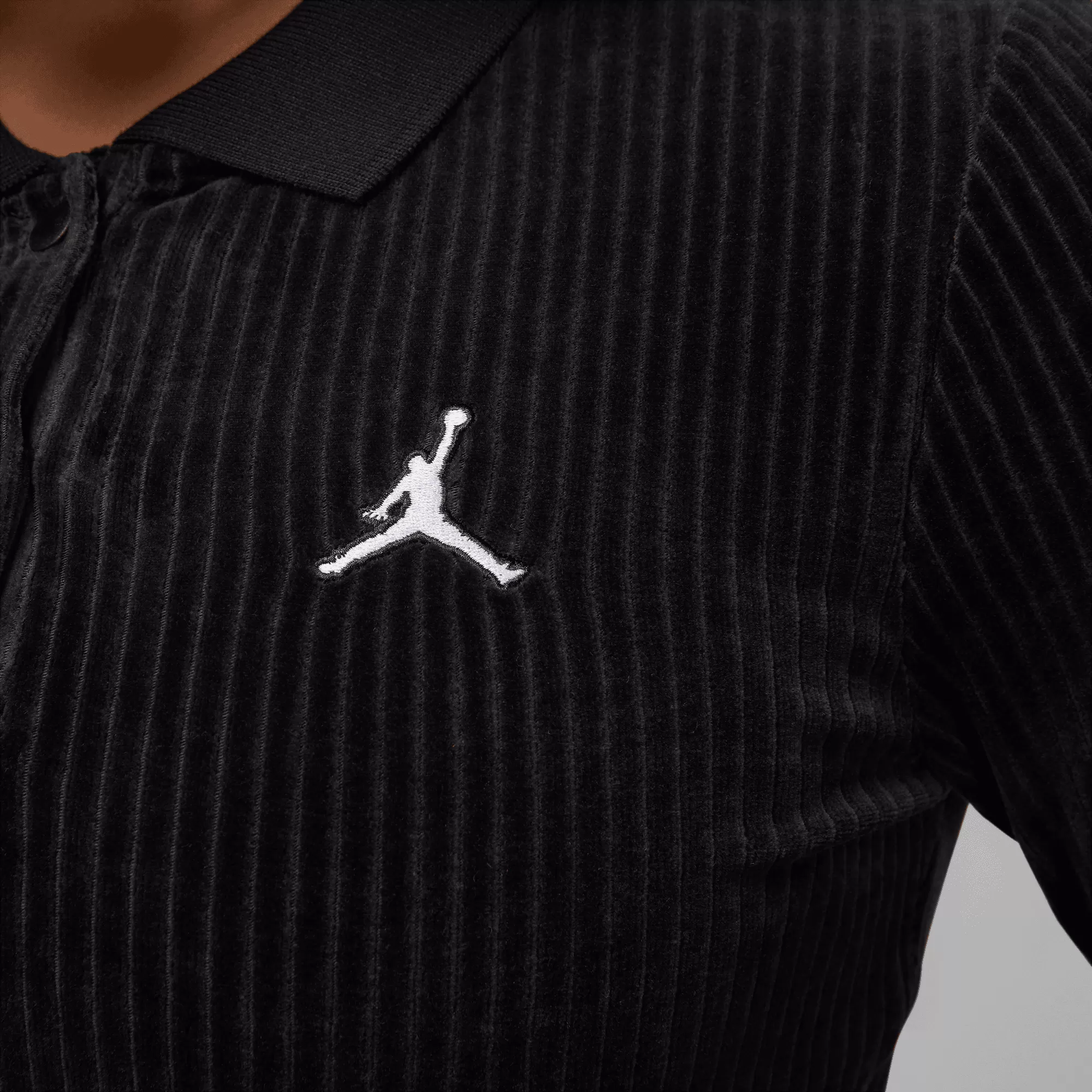 Air Jordan Womens Long-Sleeve Velour Top