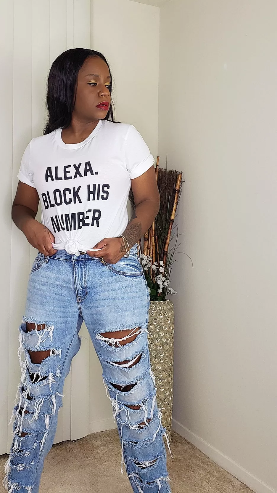 ALEXA - Unisex Fashion Tee