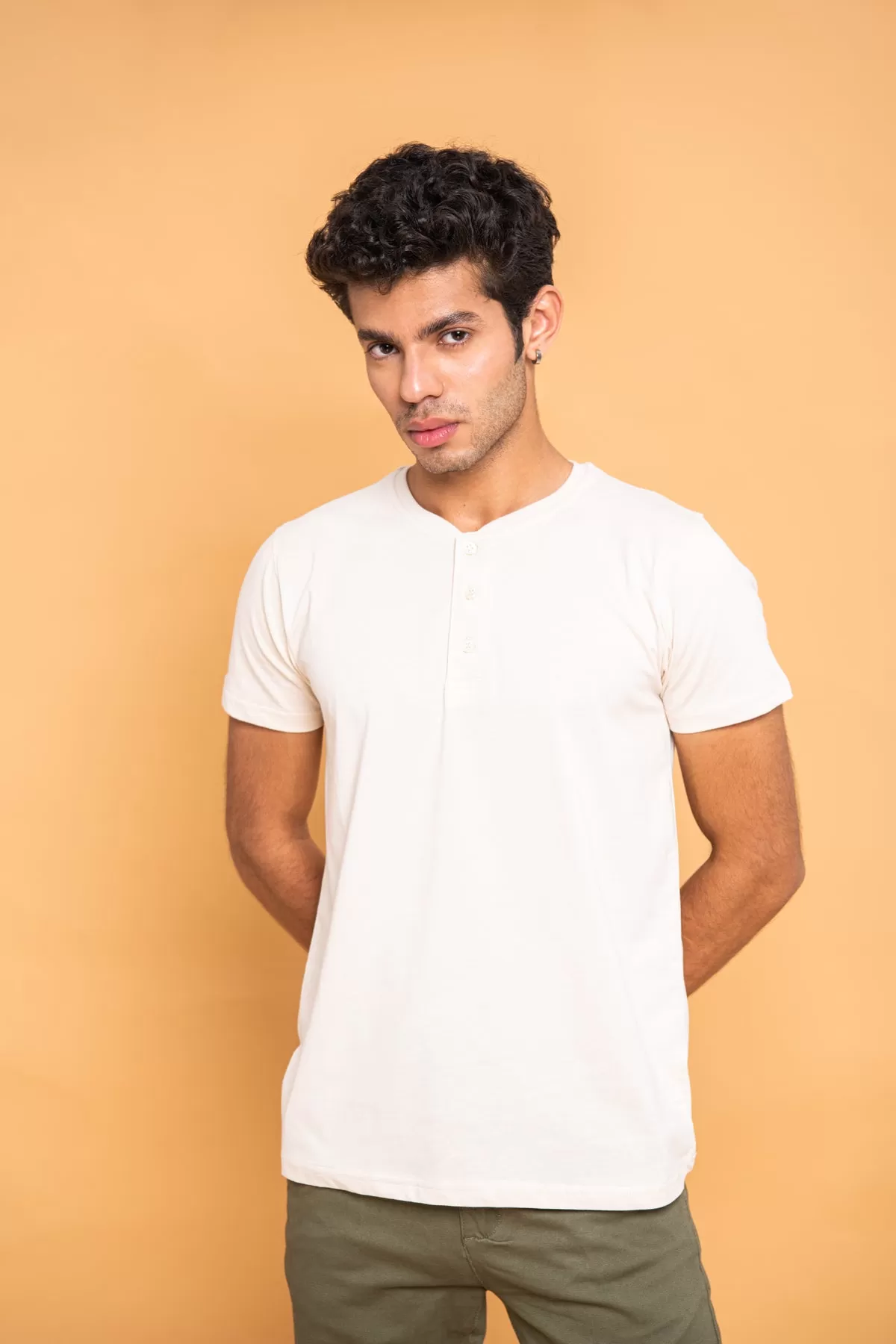 BASIC HENELY RELAXED FIT T-SHIRT