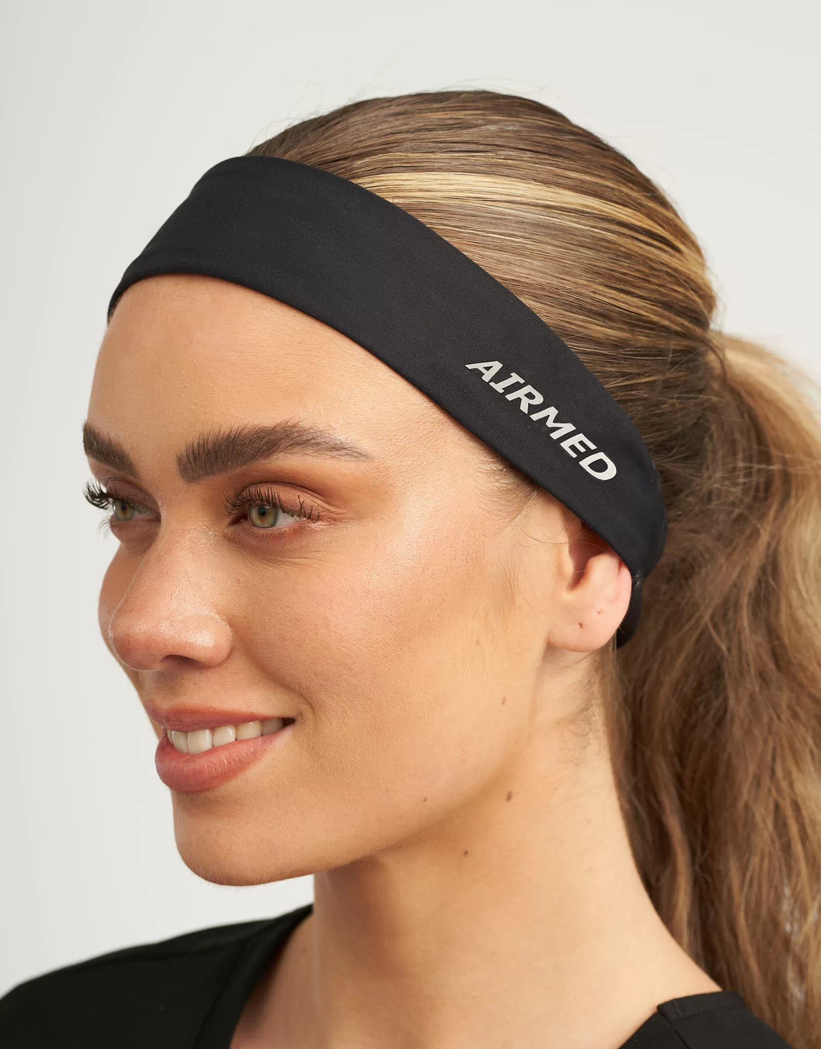 Essential Headband - Black