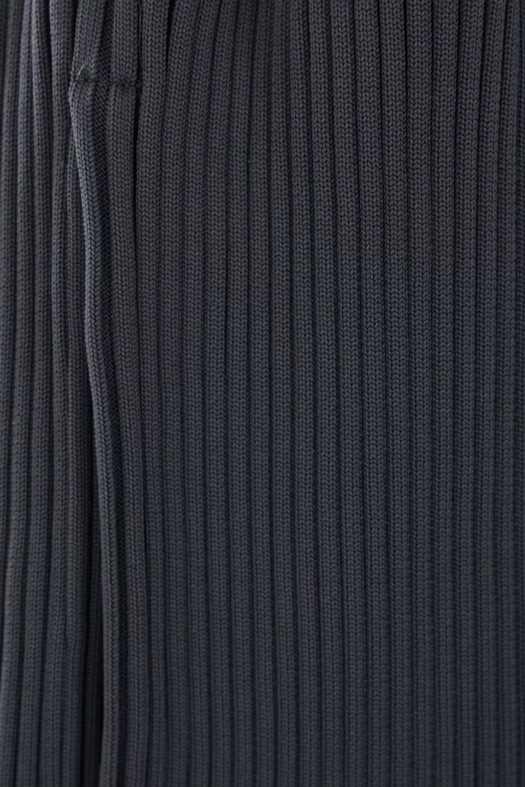 Fluted Tapered pants in ribbed recycled tecnical knit