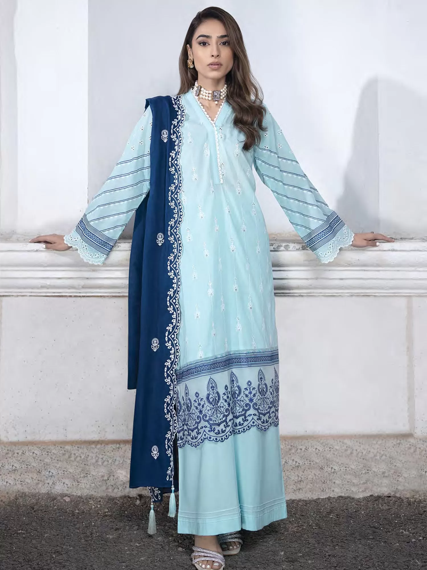 Lakhany Aqua Blue Unstitched Embroidered Lawn 3-Piece Suit (LG-SR-0123)