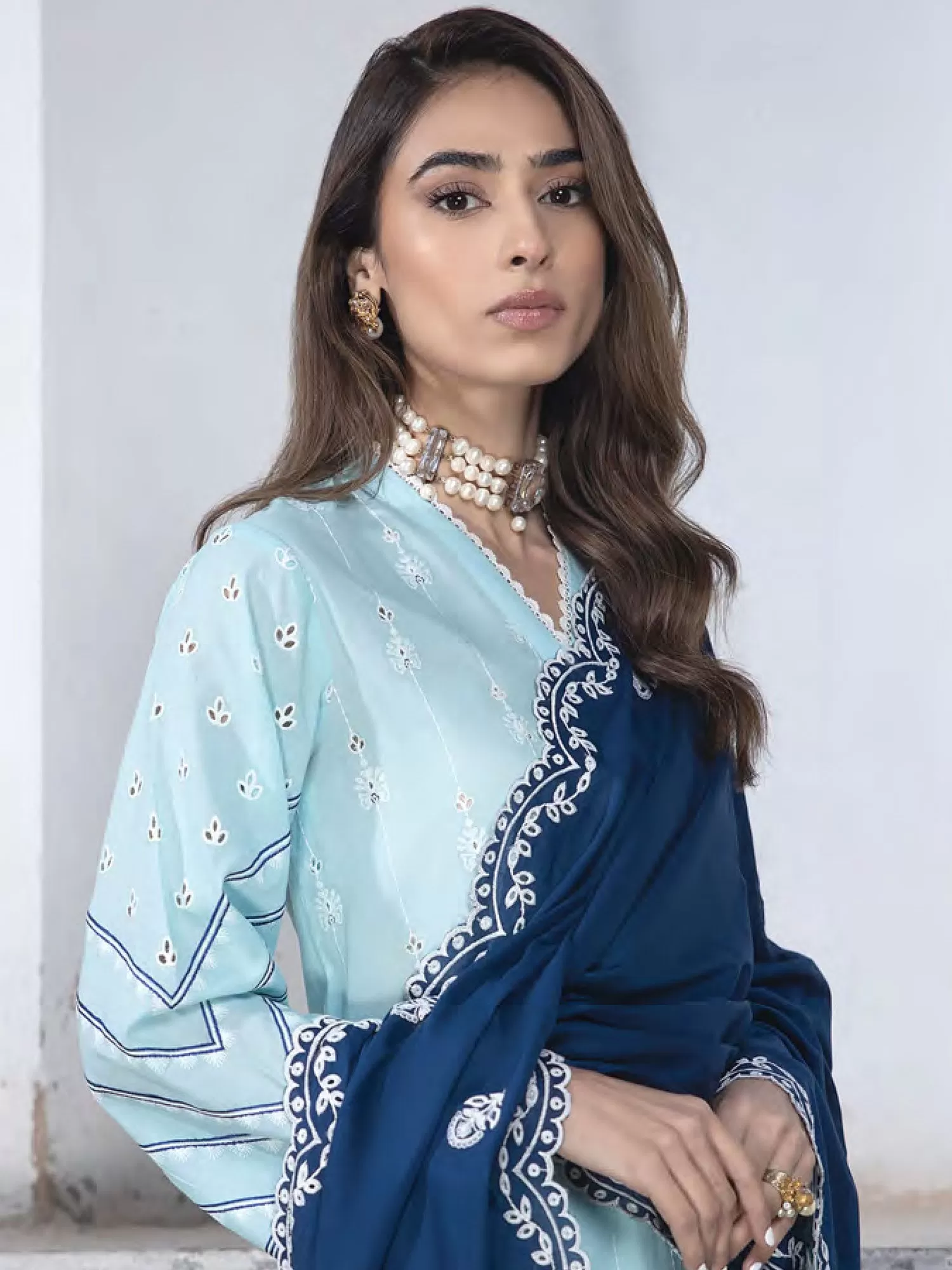 Lakhany Aqua Blue Unstitched Embroidered Lawn 3-Piece Suit (LG-SR-0123)