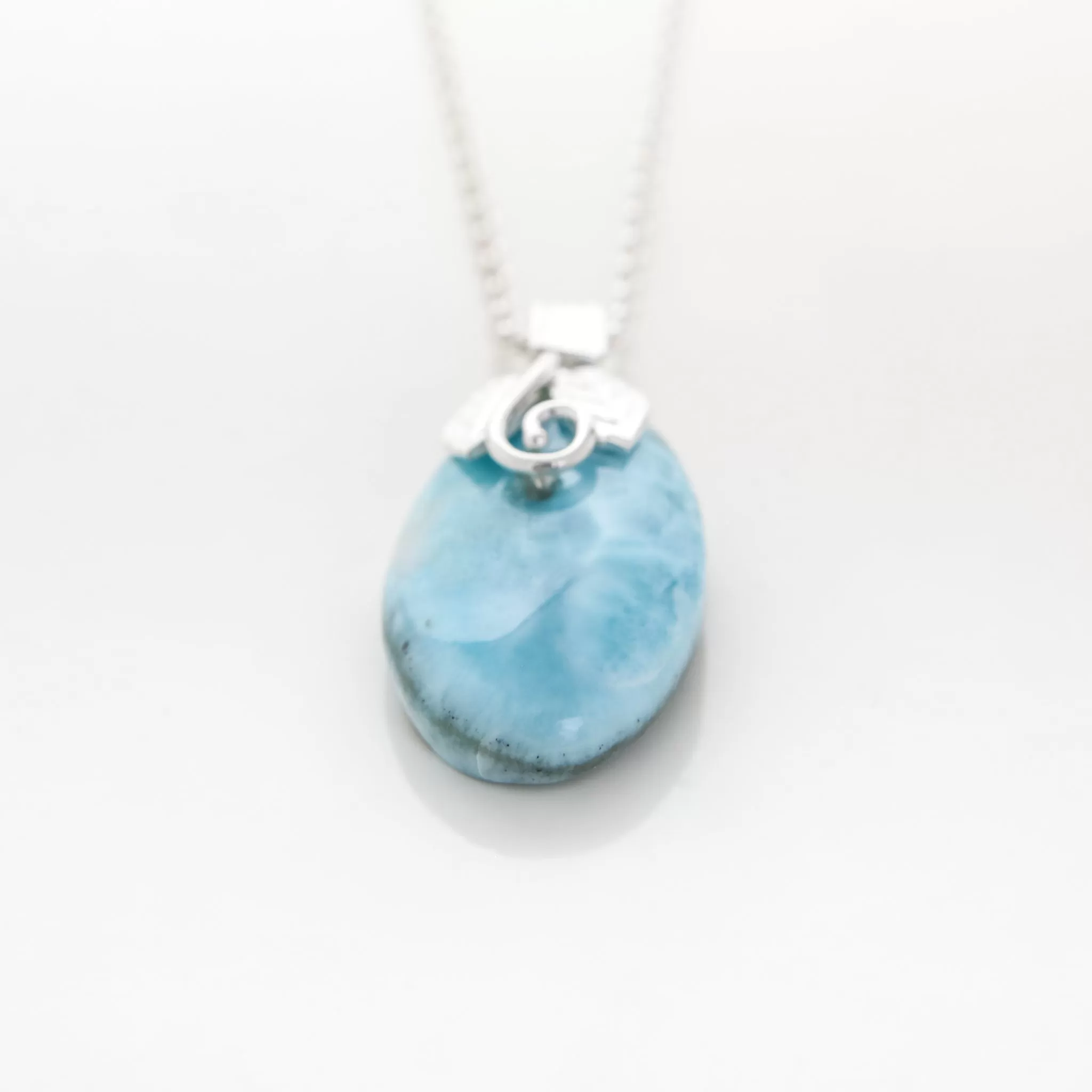 Larimar Pendant Scarlett