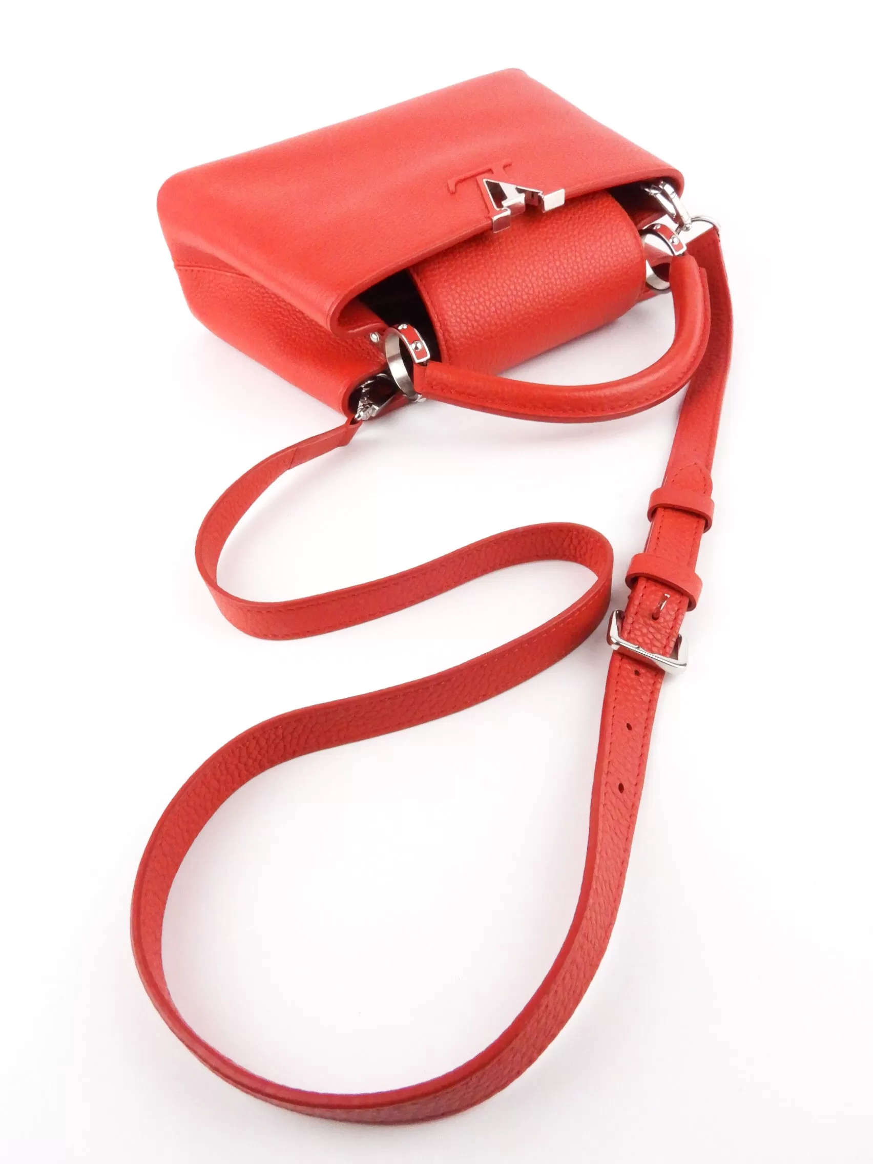 Louis Vuitton Red Taurillon Leather Capucines BB