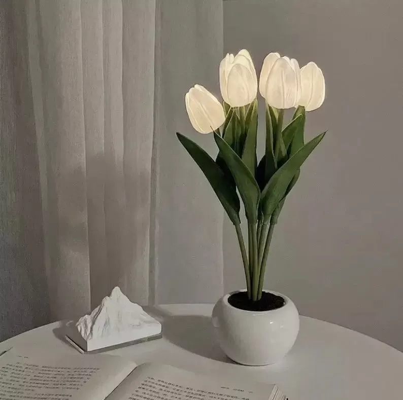 Tulip Lamp Night Light 6 PCS LED - Moon