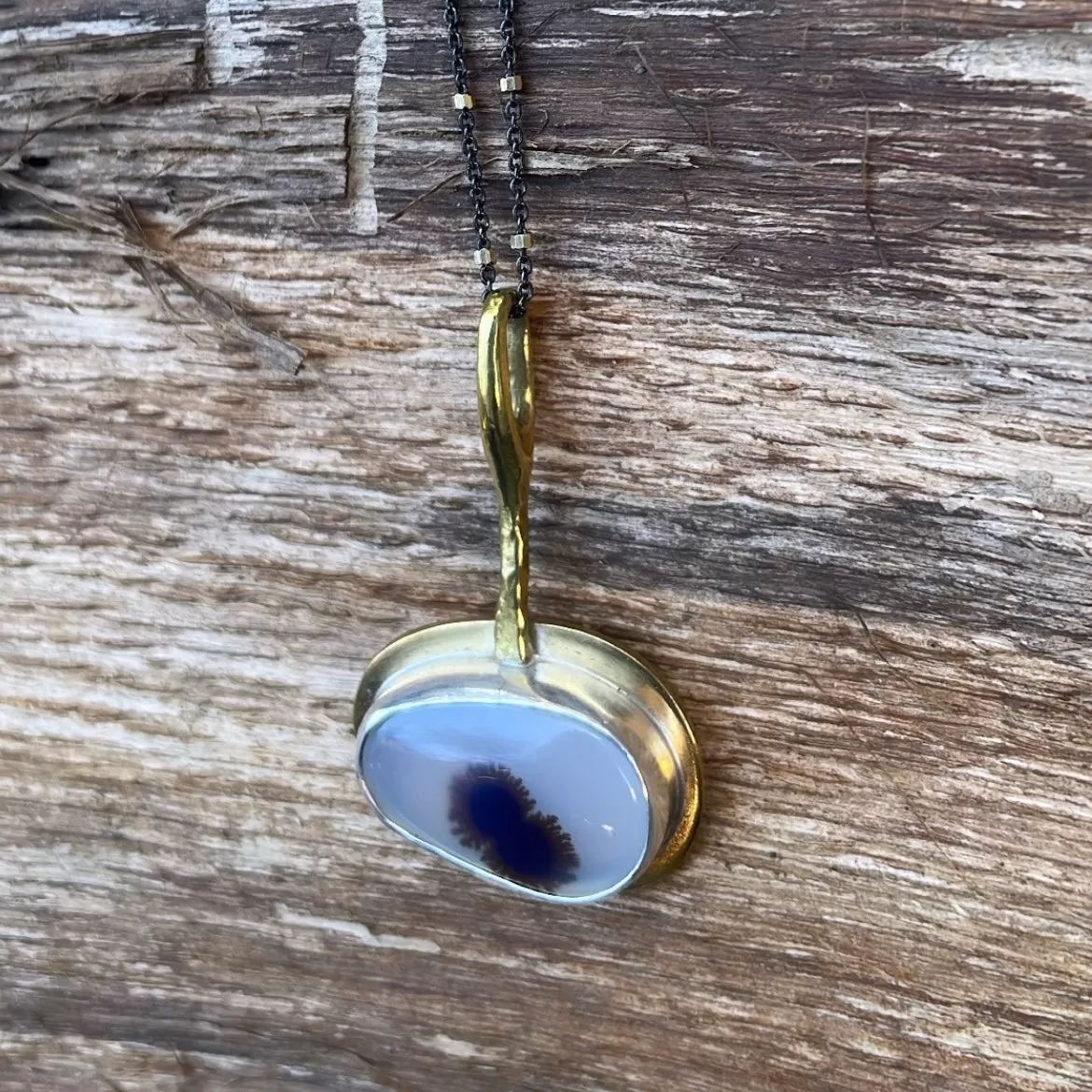 Twins dendritic agate necklace