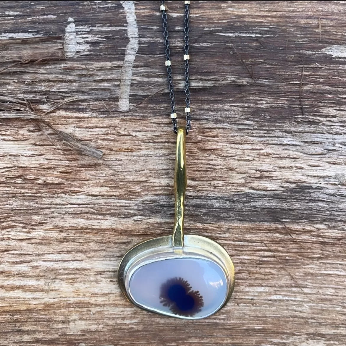 Twins dendritic agate necklace