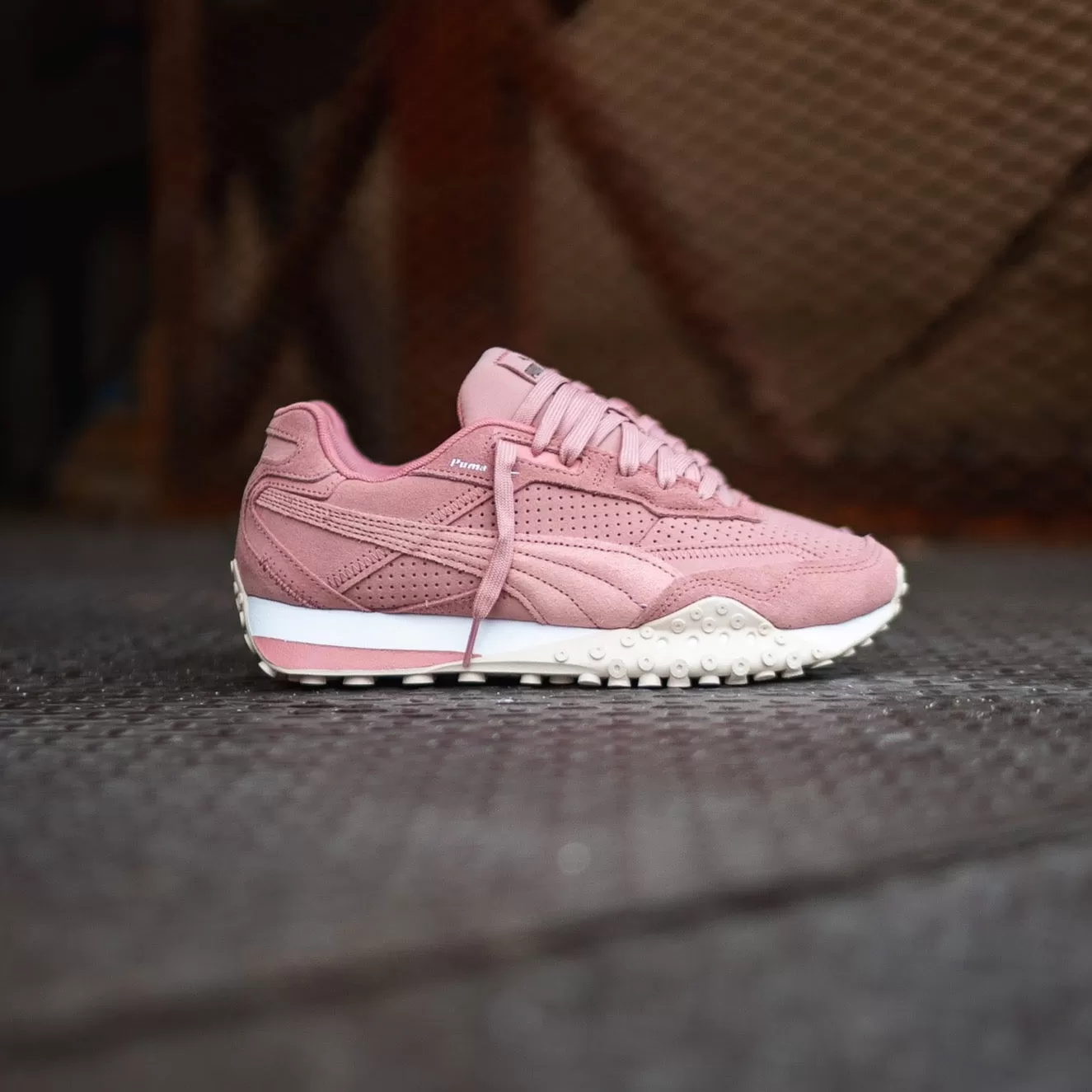 Women Puma Blacktop Rider (Future Pink/Alpine Snow)